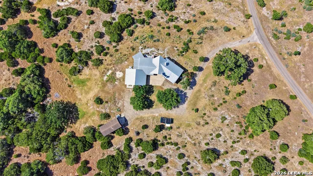 862 Indian Creek Loop Kerrville, TX 78028
