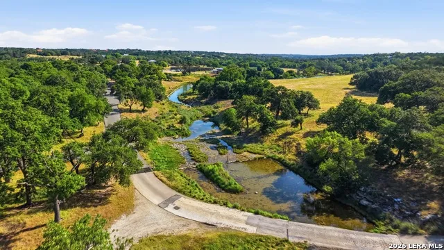 862 Indian Creek Loop Kerrville, TX 78028