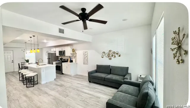 1414 Hicks #101 AND 102 Unit 101 AND 102 San Antonio, TX 78210