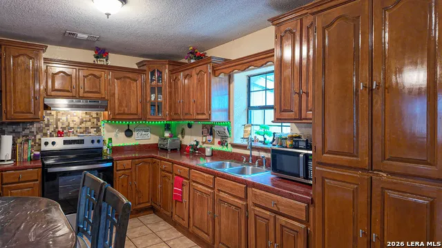 113 Calle Alegre Eagle Pass, TX 78852
