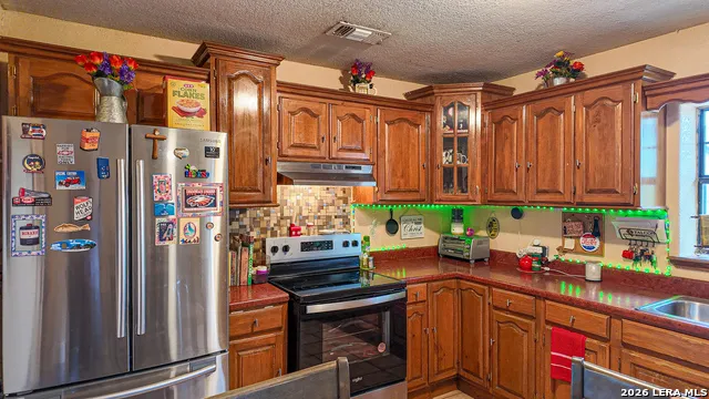 113 Calle Alegre Eagle Pass, TX 78852
