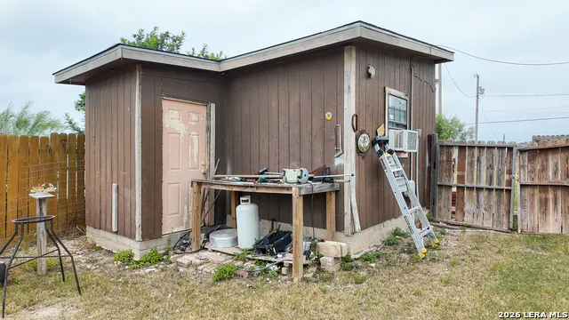 113 Calle Alegre Eagle Pass, TX 78852