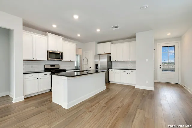 6622 Thorpe Hollow Converse, TX 78109