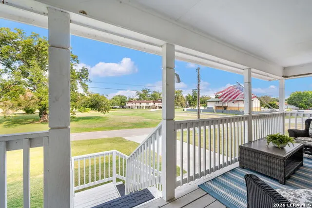 34 river oak Seguin, TX 78155
