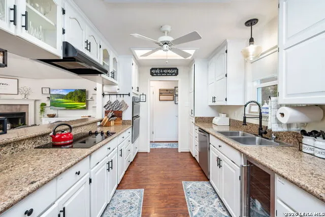 34 river oak Seguin, TX 78155