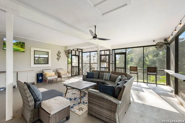 34 river oak Seguin, TX 78155