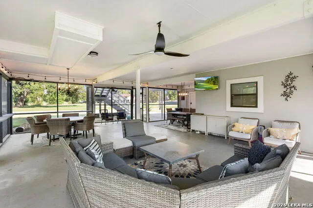 34 river oak Seguin, TX 78155