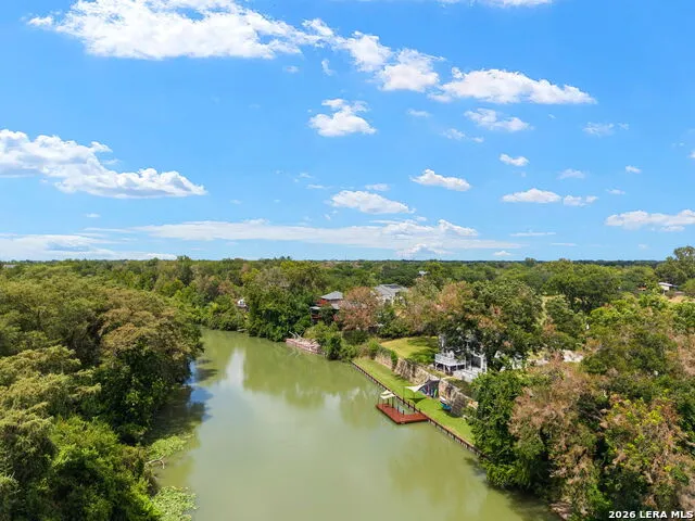 34 river oak Seguin, TX 78155