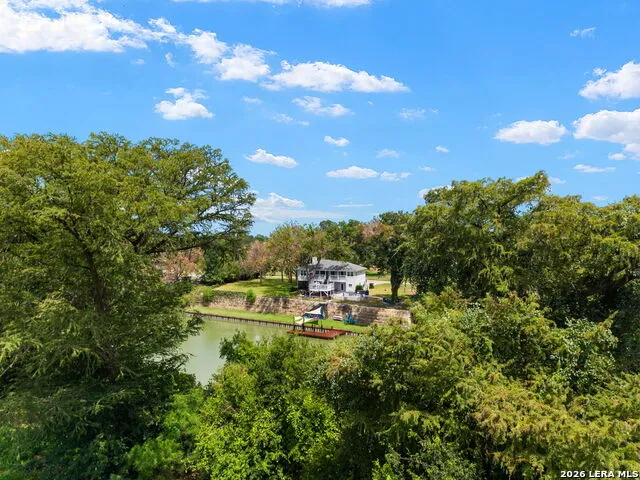 34 river oak Seguin, TX 78155