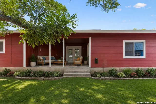 3203 Shady Springs San Antonio, TX 78230