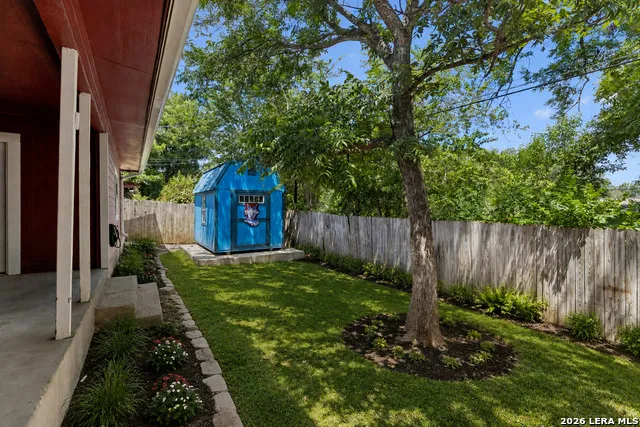 3203 Shady Springs San Antonio, TX 78230