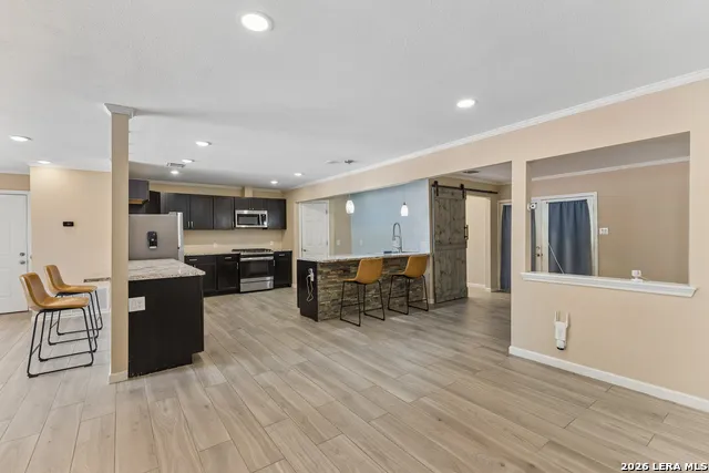 3203 Shady Springs San Antonio, TX 78230