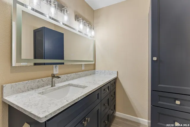 3203 Shady Springs San Antonio, TX 78230