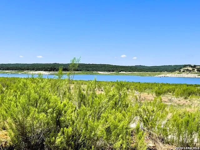 3078 Goat Hill Road Lakehills, TX 78063