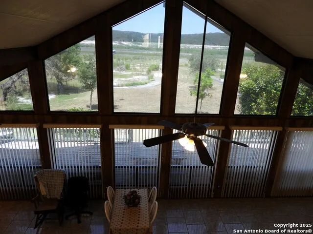 3078 Goat Hill Road Lakehills, TX 78063