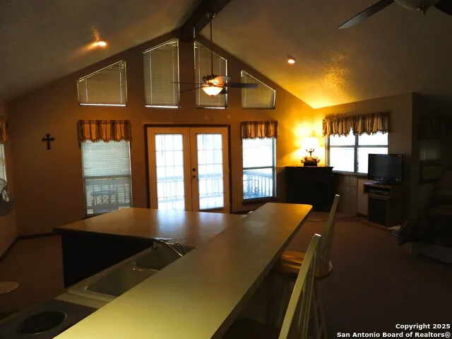 3078 Goat Hill Road Lakehills, TX 78063