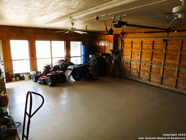 3078 Goat Hill Road Lakehills, TX 78063