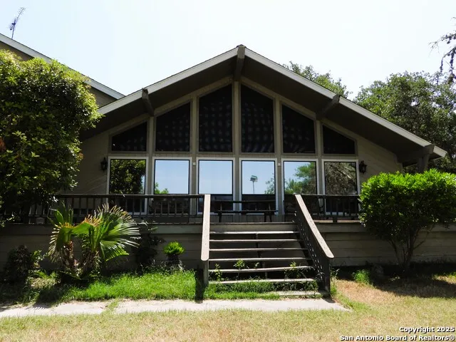 3078 Goat Hill Road Lakehills, TX 78063