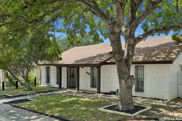 8333 Windway Windcrest, TX 78239