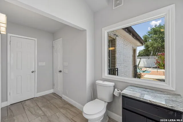 8333 Windway Windcrest, TX 78239