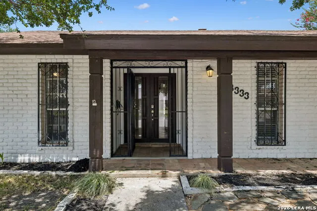 8333 Windway Windcrest, TX 78239
