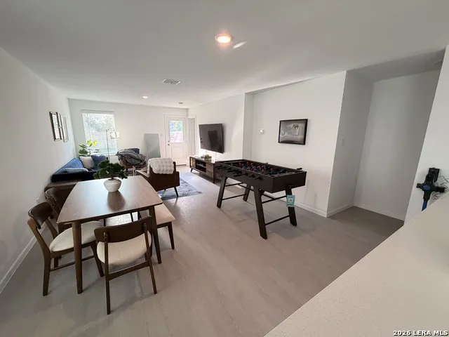 7238 Brownleaf Dr San Antonio, TX 78227