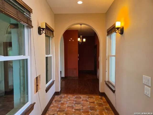 2270 County Road 306 Floresville, TX 78114