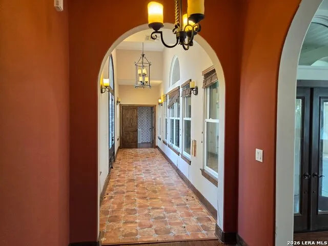 2270 County Road 306 Floresville, TX 78114