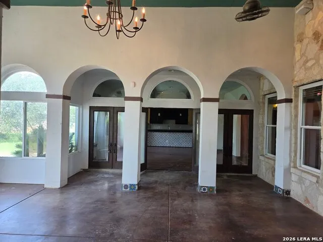 2270 County Road 306 Floresville, TX 78114