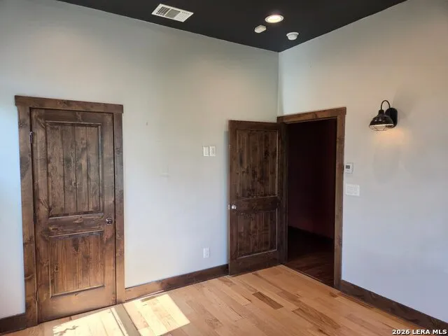 2270 County Road 306 Floresville, TX 78114