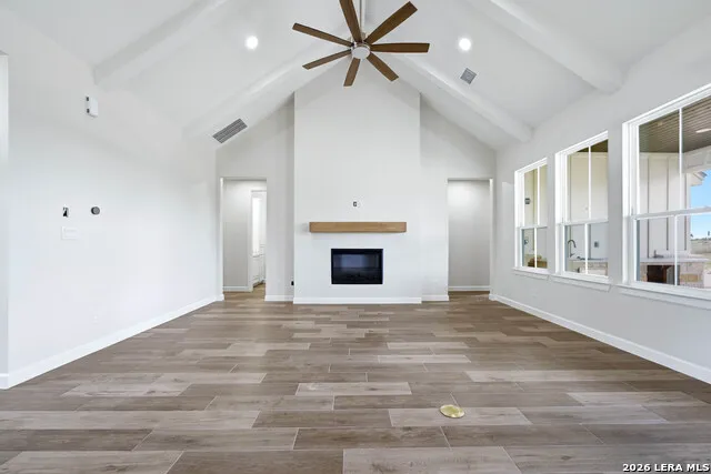 314 Firewheel Loop Floresville, TX 78114