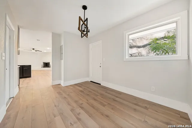 612 SKYFOREST DR Hollywood Park, TX 78232
