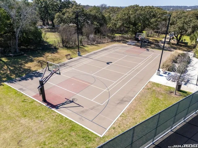612 SKYFOREST DR Hollywood Park, TX 78232