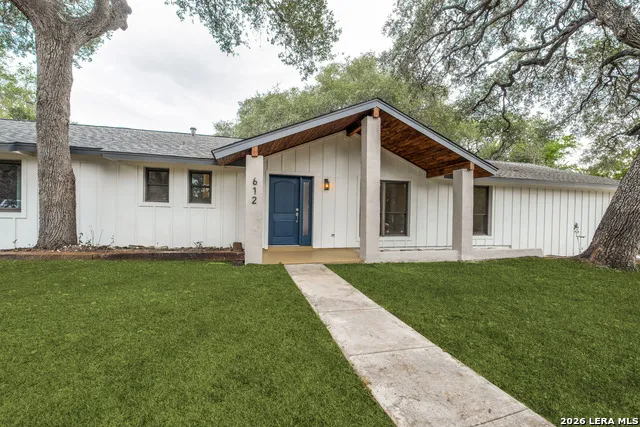 612 SKYFOREST DR Hollywood Park, TX 78232