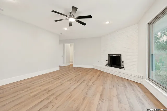 612 SKYFOREST DR Hollywood Park, TX 78232