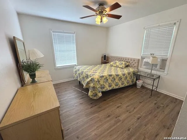 604 Mockingbird Devine, TX 78016