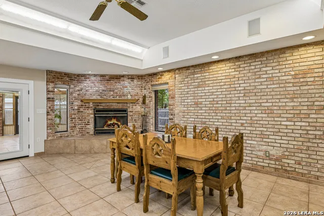 115 Springwood Ln San Antonio, TX 78216