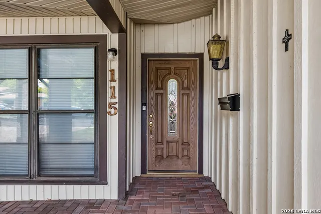 115 Springwood Ln San Antonio, TX 78216