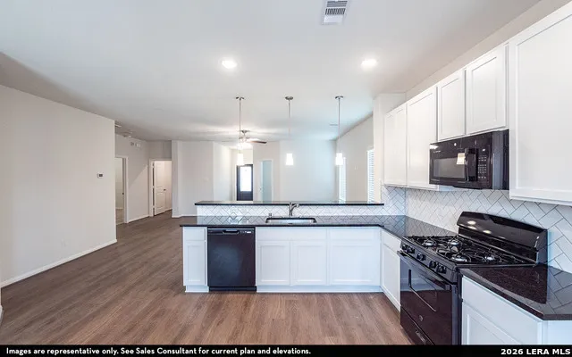 12923 AUDREY HBR Von Ormy, TX 78073