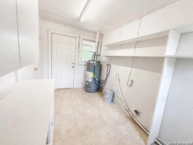 1117 30TH ST Hondo, TX 78861