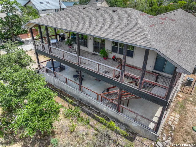 1525 W LAKESIDE DR Canyon Lake, TX 78133