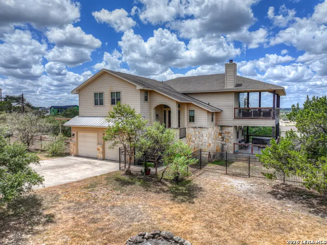 1525 W LAKESIDE DR Canyon Lake, TX 78133