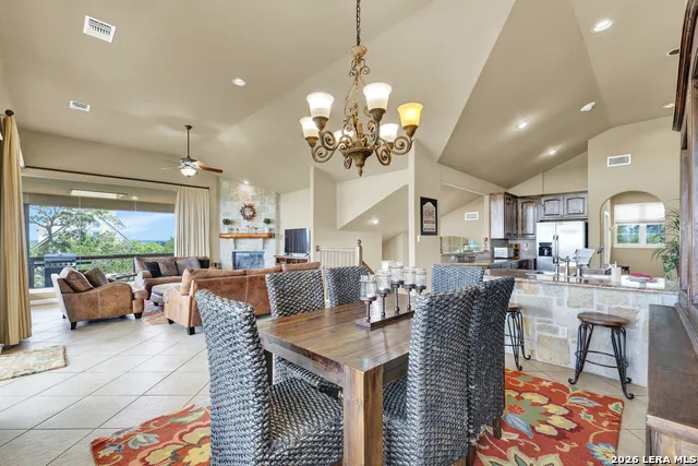 1525 W LAKESIDE DR Canyon Lake, TX 78133