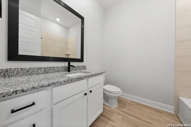 204 AZALEA ALY Castroville, TX 78009