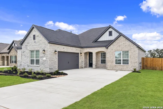 204 AZALEA ALY Castroville, TX 78009