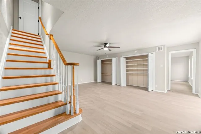 7738 OAKHILL PARK DR San Antonio, TX 78249