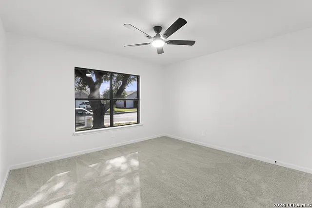 6814 SAHARASTONE DR Converse, TX 78109
