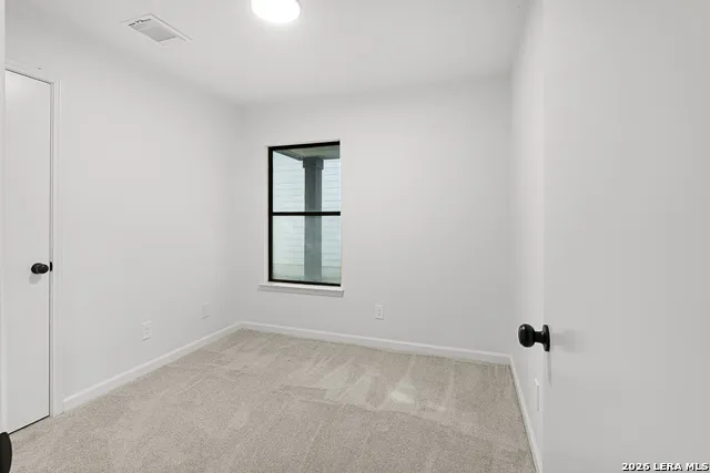 6814 SAHARASTONE DR Converse, TX 78109