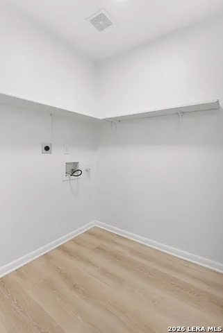 6814 SAHARASTONE DR Converse, TX 78109