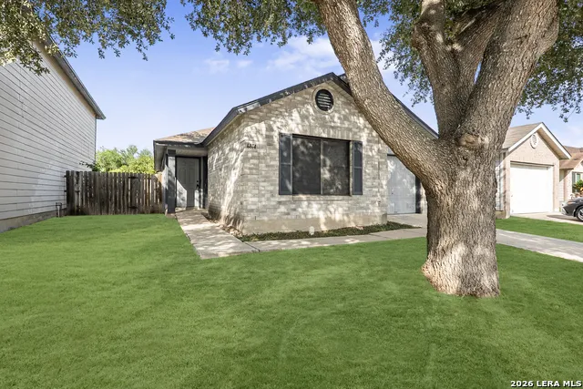 6814 SAHARASTONE DR Converse, TX 78109